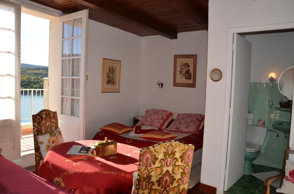 Auberge Du Lac Bauduen Szoba fotó